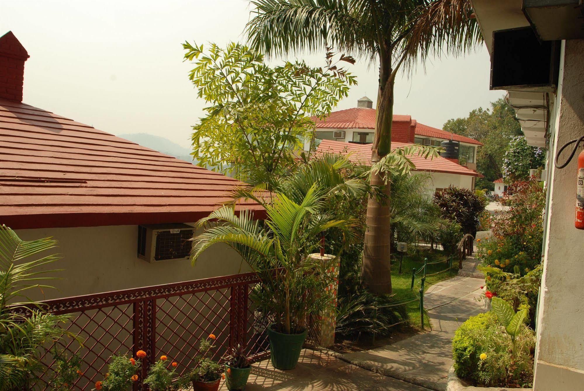 Ganga Beach Resort Rishīkesh Екстериор снимка