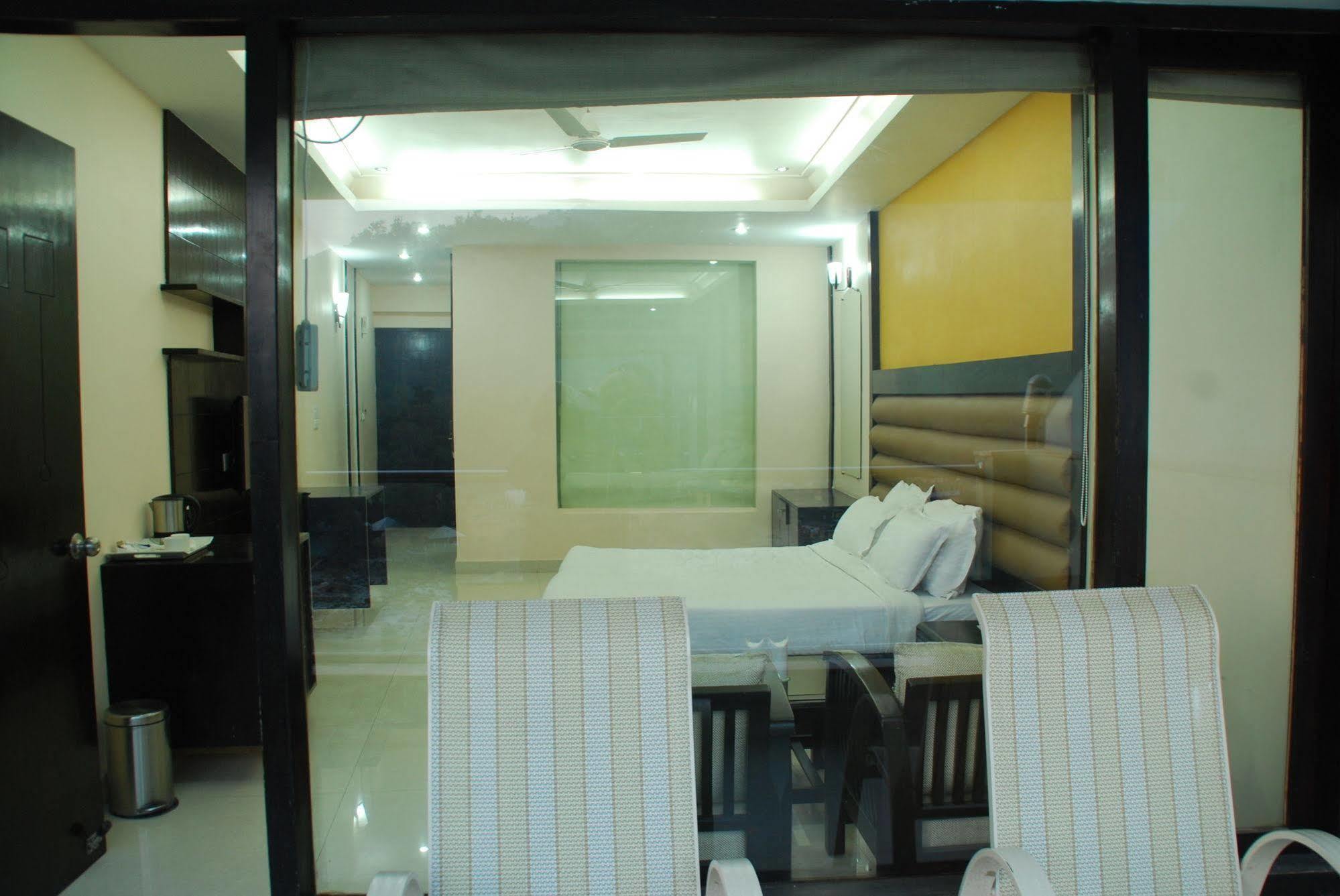 Ganga Beach Resort Rishīkesh Екстериор снимка